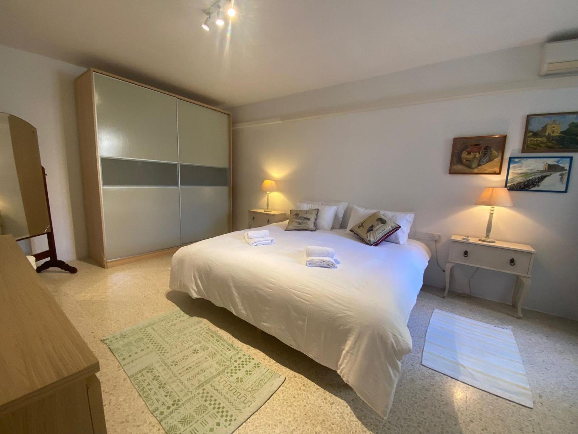 St Julians With Terrace Apartamento